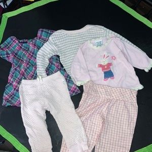 Bundle of sz 12 months outfits
